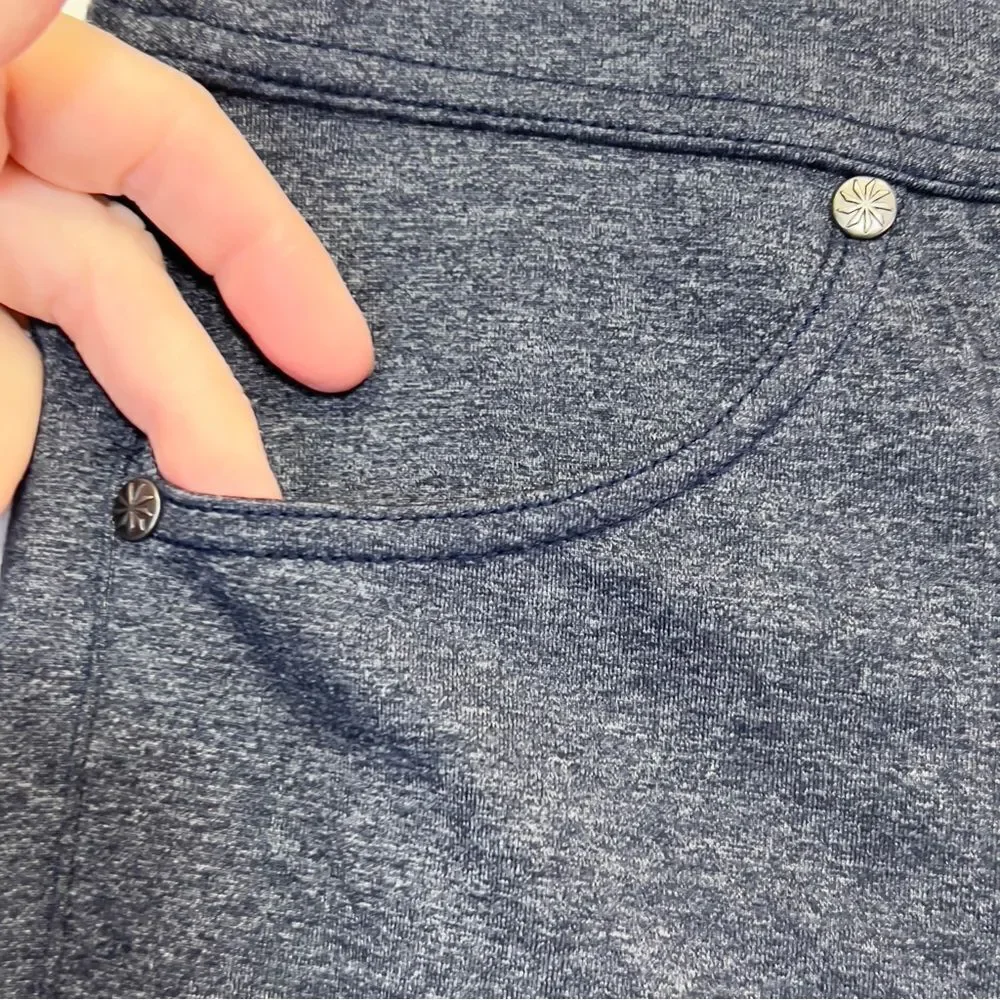 ATHLETA Capri Pants Sz. Medium - Picture 10 of 15